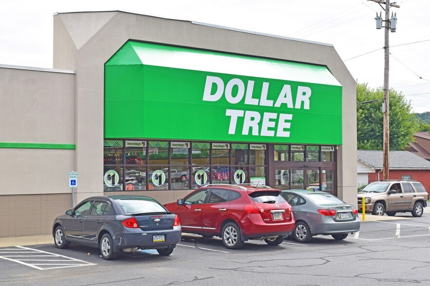 More Photos Of 1615 Lincoln Way, White Oak Storefront For Lease