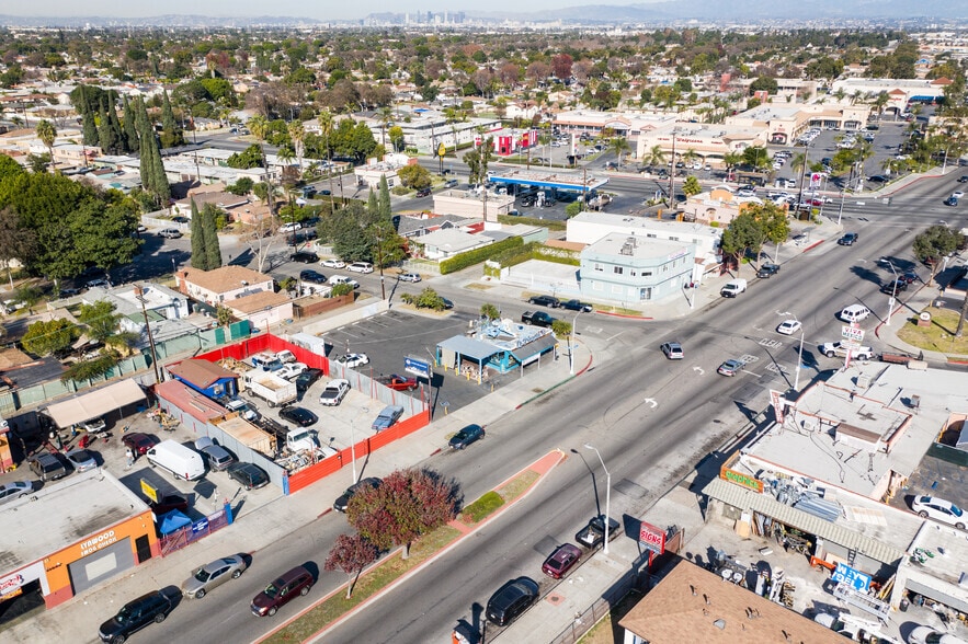 More Photos Of 11025 Atlantic Ave, Lynwood Restaurant For Sale