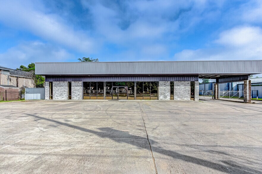 More Photos Of 3501 FM 1960 Rd E, Humble Warehouse For Sale