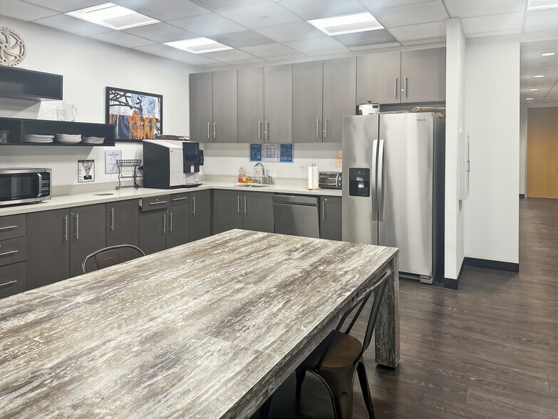 More Photos Of 1320 Willow Pass Rd, Concord Coworking Space