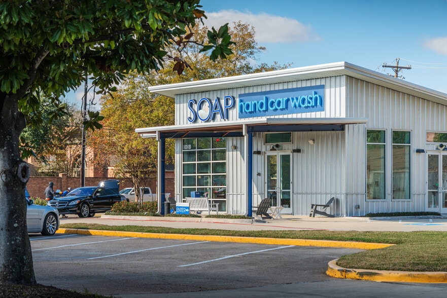 More Photos Of 1022 Wirt Rd, Houston Unknown For Lease