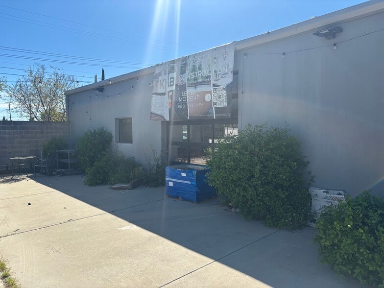 More Photos Of 331 Pine St, Ripon Warehouse For Lease