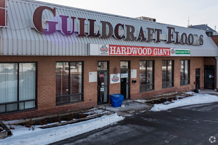 More Photos Of 190 Britannia Rd E, Mississauga Flex For Sale