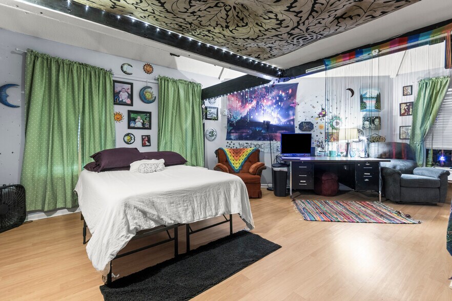 More Photos Of 218 Travis Rd NW, Huntsville Apartments For Sale