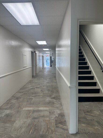 More Photos Of 227 N Magnolia Ave, Orlando Office For Lease