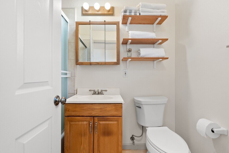 More Photos Of 518 Capitola Ave, Capitola Multifamily For Sale