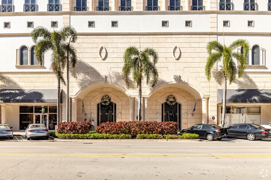 More Photos Of 4000 Ponce de Leon Blvd, Coral Gables Office For Lease