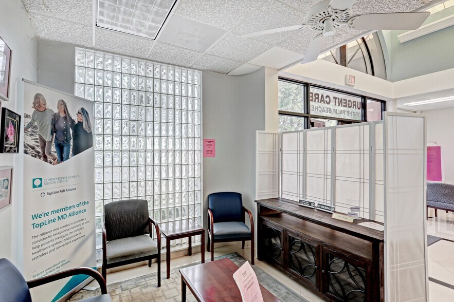 More Photos Of 3537 Forest Hill Blvd, West Palm Beach Medical For Lease