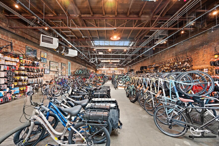 More Photos Of 150 E 800 S, Salt Lake City Storefront Retail Office For Sale