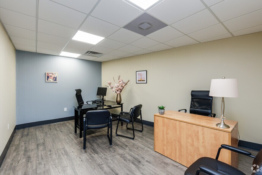 More Photos Of 900 Granby St, Norfolk Coworking Space