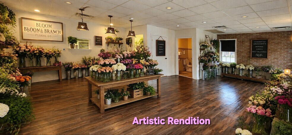 More Photos Of 101 Elm Ave, Louisa General Retail For Sale