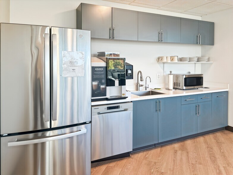 More Photos Of 724 W Lancaster Ave, Wayne Coworking Space