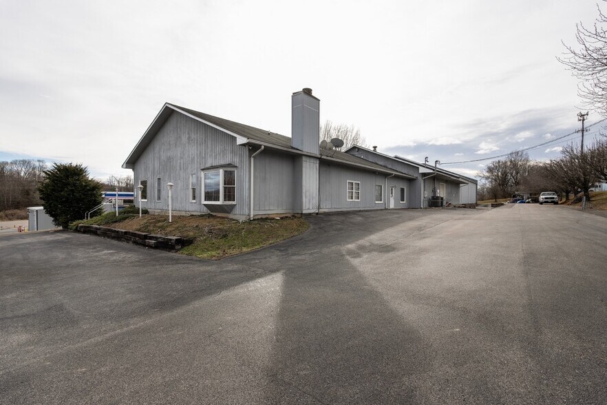 More Photos Of 4521 Bristol Hwy, Johnson City Refrigeration Cold Storage For Sale