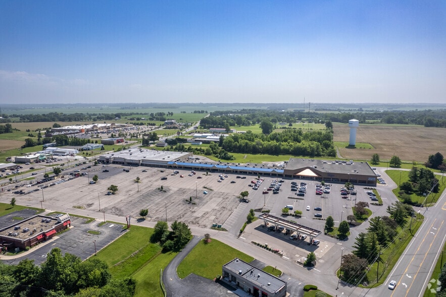 More Photos Of 1637-1639 E US 36, Urbana Unknown For Lease