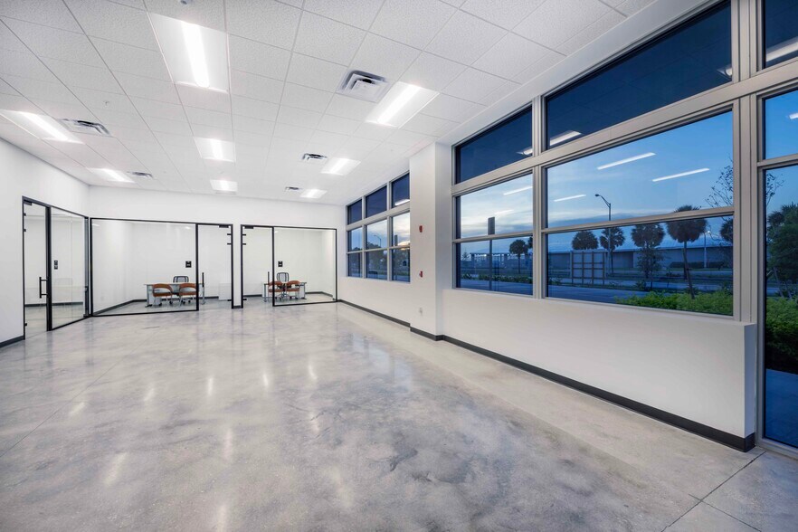 More Photos Of 4700 NW 135th St, Opa Locka Warehouse For Lease