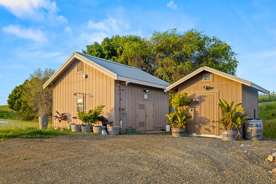 More Photos Of 2750 Las Amigas Rd, Napa Winery Vineyard For Sale