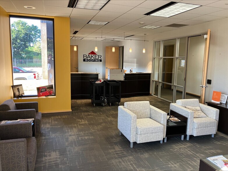 More Photos Of 517 Mercury St, Raleigh Warehouse For Lease