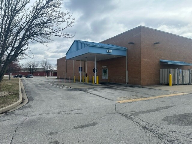 More Photos Of 25 Bills Blvd, Martinsville Drugstore For Sale