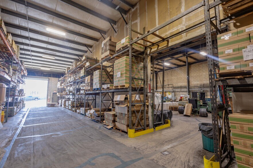 More Photos Of 99-1330 Koaha Pl, Aiea Warehouse For Sale