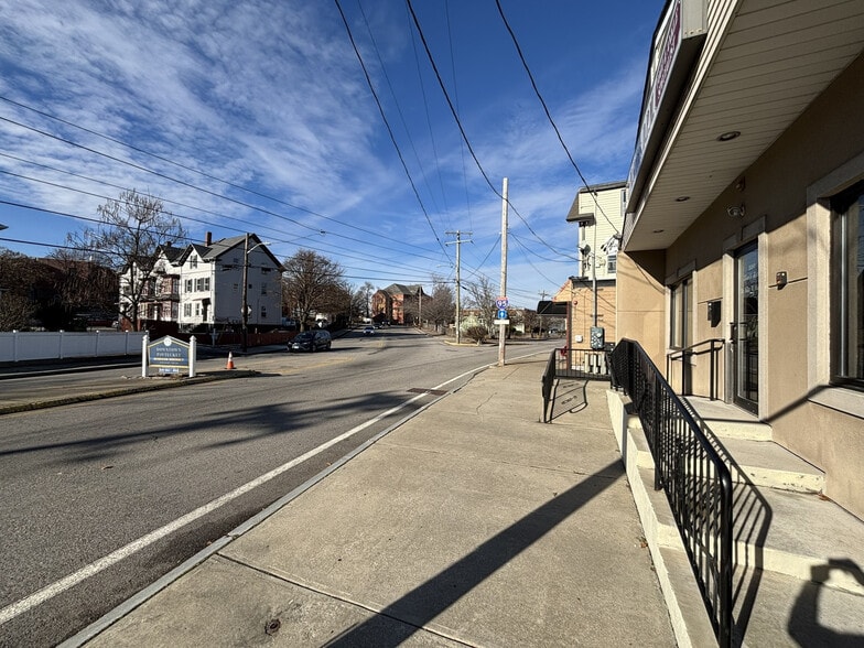 More Photos Of 356 East Ave, Pawtucket Freestanding For Sale