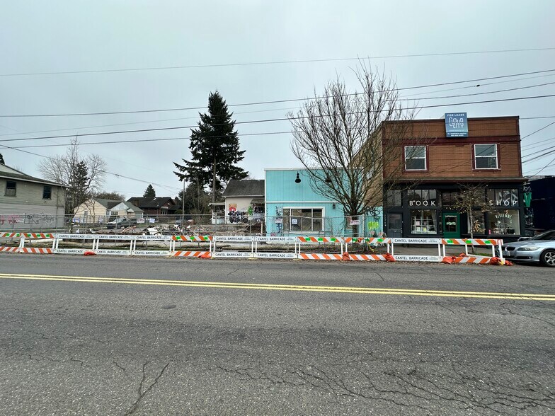 More Photos Of 2734-2738 NE Alberta St, Portland Land For Sale