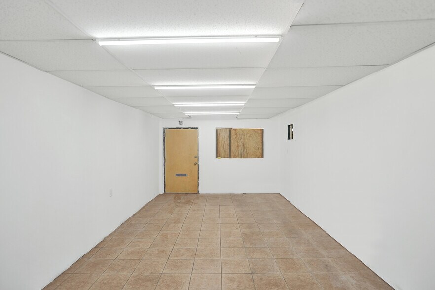 More Photos Of 832 NW 1st St, Fort Lauderdale Industrial For Lease
