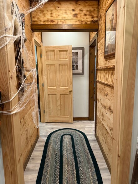 More Photos Of 22 Interstate Dr, Somersworth Office For Lease