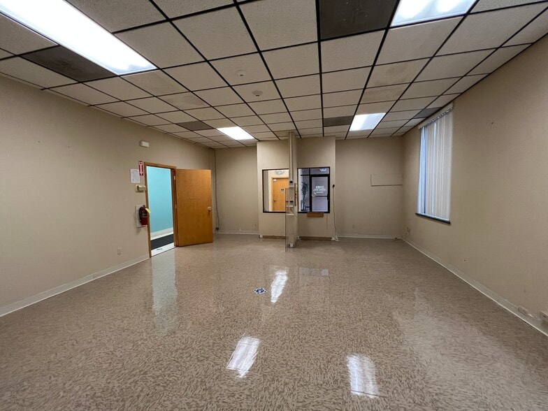 More Photos Of 1500 Genesee St, Utica Medical For Lease