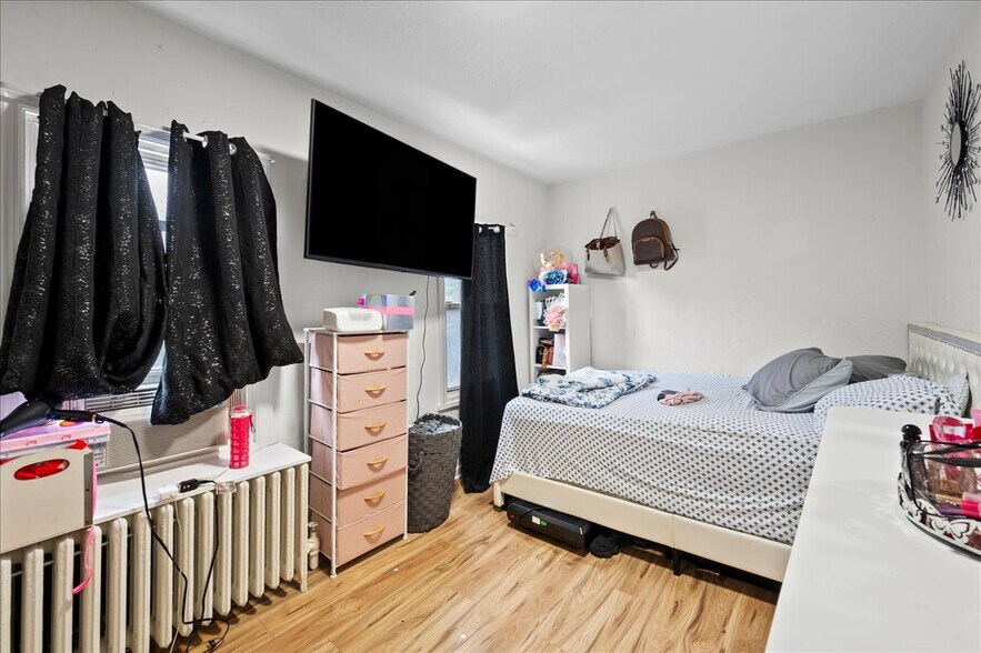 More Photos Of 114 Ferris Ave, White Plains Multifamily For Sale