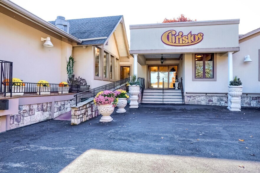 More Photos Of 155 Wilbur Blvd, Poughkeepsie General Retail For Sale