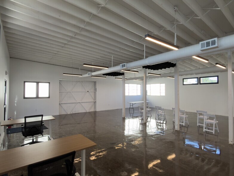 More Photos Of 1984 Placentia Ave, Costa Mesa General Retail For Lease