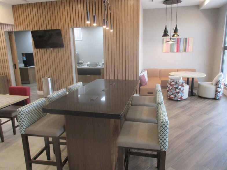 More Photos Of 14402 Old Chocolate Bayou Rd, Houston Hotel For Sale