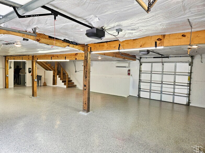 More Photos Of 630 Claride St, Corpus Christi Flex For Sale