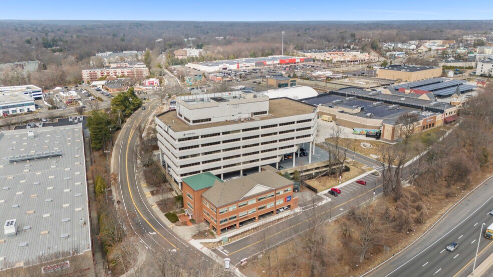 More Photos Of 40 Richards Ave, Norwalk Office For Lease