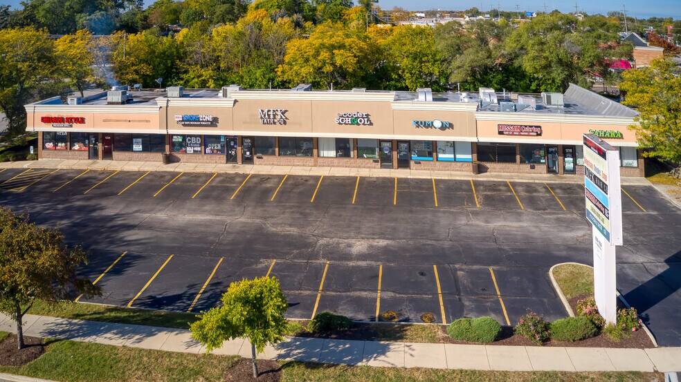 More Photos Of 1210-1238 S Highland Ave, Lombard Unknown For Lease