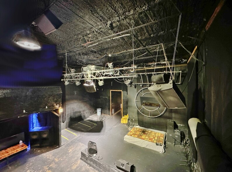 More Photos Of 7716 N Main St, Jonesboro Freestanding For Sale