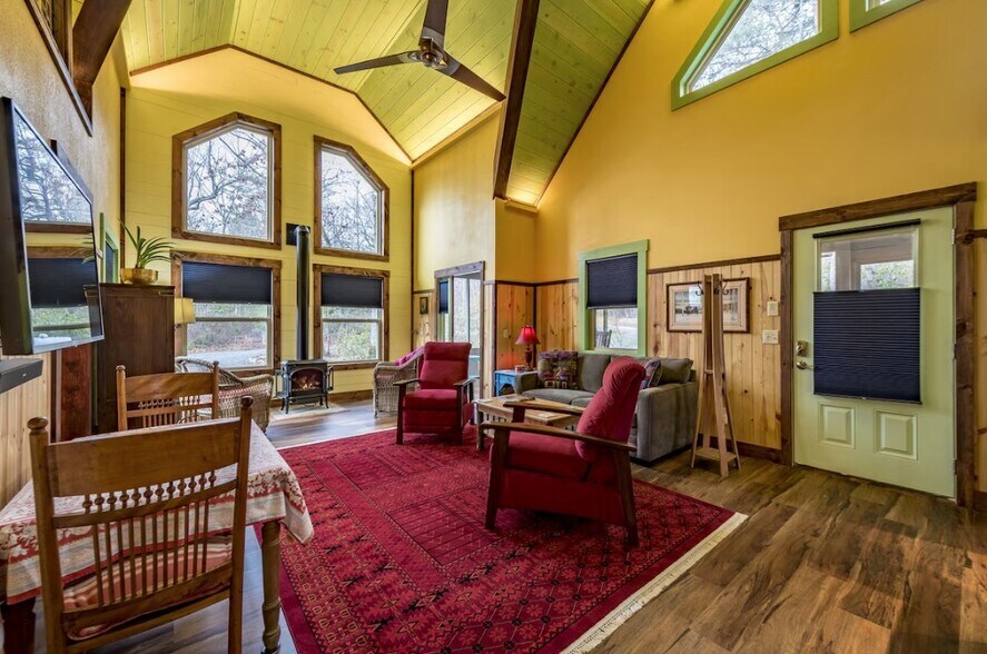 More Photos Of 142 Co 650 Rd, Mentone Specialty For Sale