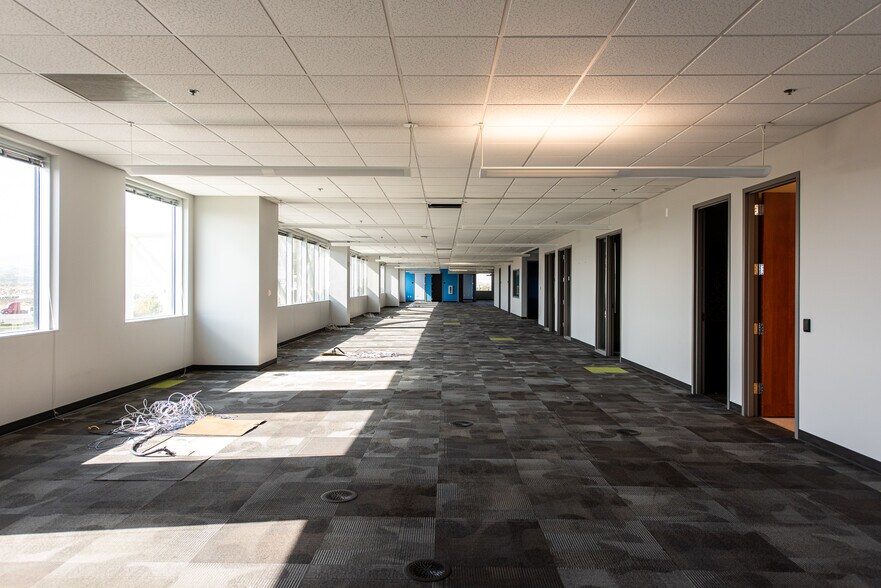 More Photos Of 4750 W 2100 S, Salt Lake City Office For Lease