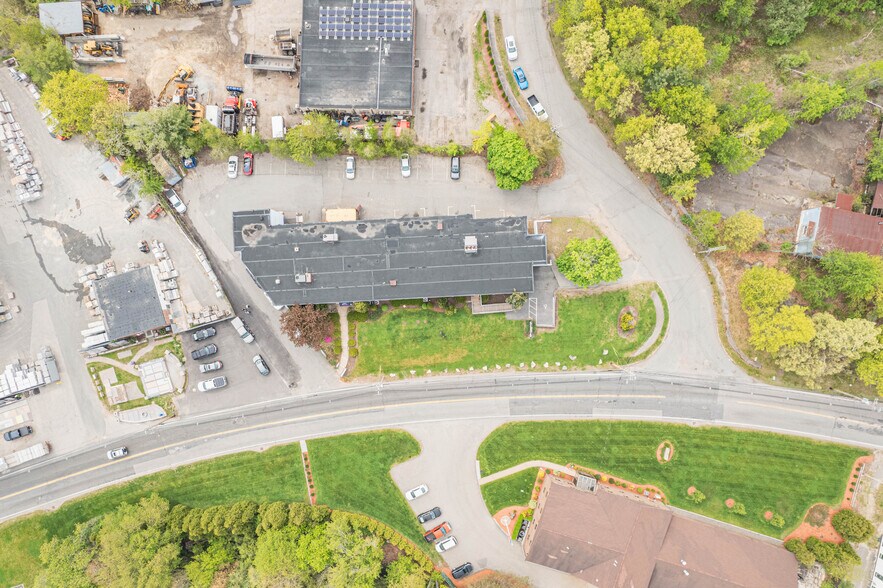 More Photos Of 66 Concord St, North Reading Light Distribution For Lease