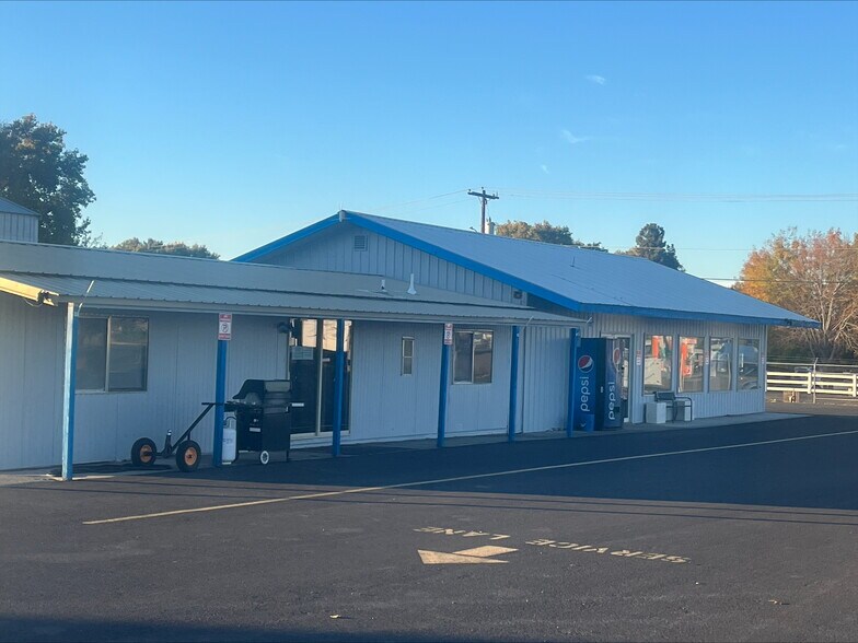 More Photos Of 84722 Highway 11, Milton-Freewater Flex For Sale