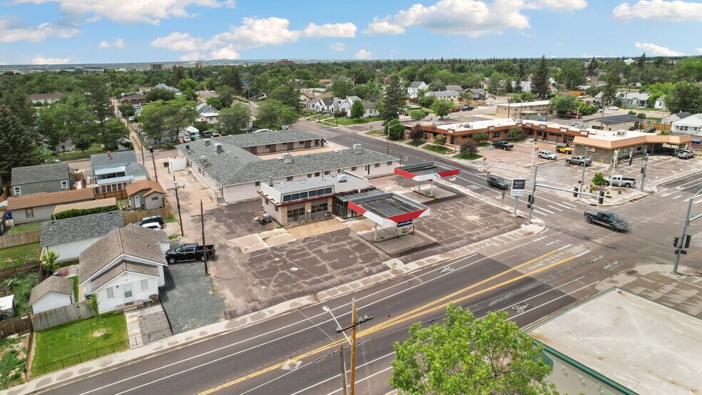 More Photos Of 1822 Logan Ave, Cheyenne Service For Sale