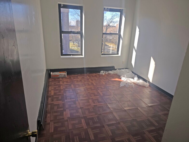 More Photos Of 81-85 Walnut St, Springfield Multifamily For Sale