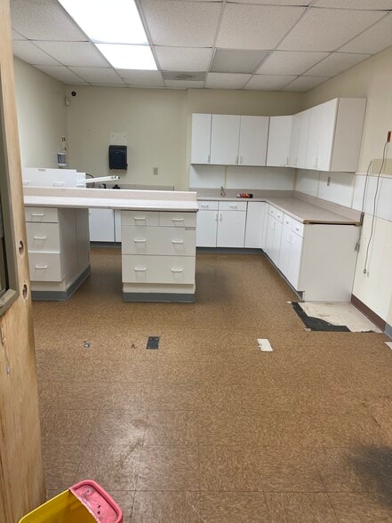 More Photos Of 2536 Carrollton Villa Rica Hwy, Carrollton Office For Lease