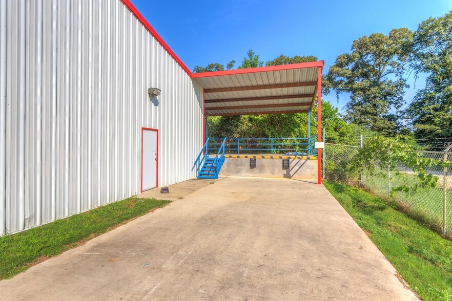 More Photos Of 13939 Old Texaco Rd, Conroe Industrial For Sale