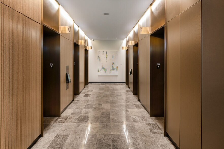 More Photos Of 2000 Pennsylvania Ave NW, Washington Office For Lease