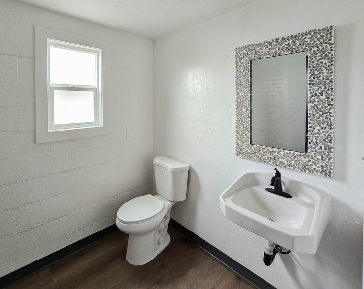 More Photos Of 1030 S State St, Provo Storefront Retail Office For Sale