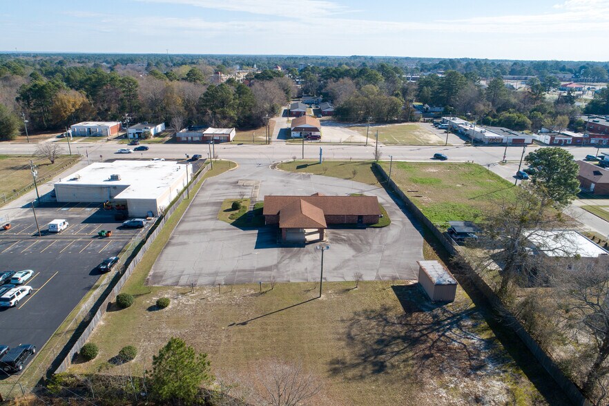 More Photos Of 219 N Main St, Spring Lake Bank For Sale