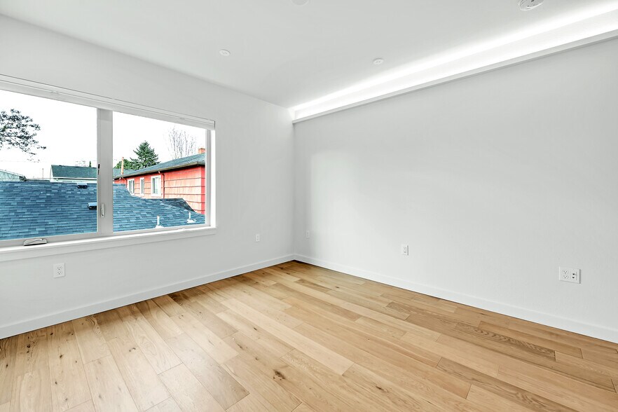 More Photos Of 5115 E Burnside St, Portland Apartments For Sale