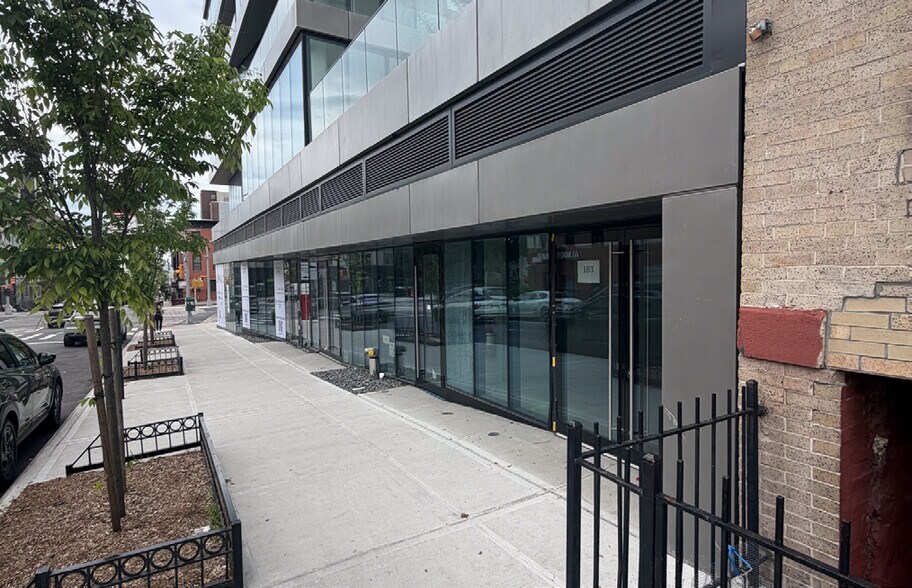 More Photos Of 651 4th Ave, Brooklyn Apartments For Lease