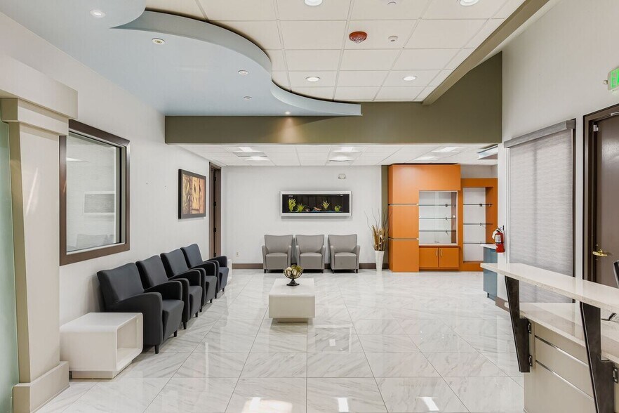 More Photos Of 5420 S Quebec St, Englewood Medical For Lease